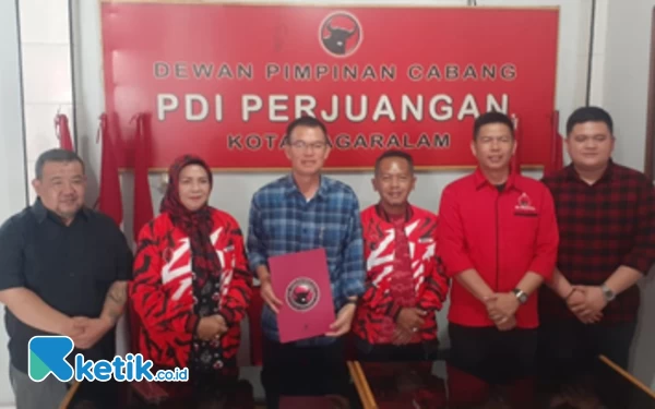 Thumbnail Kak Pian Daftar Bakal Calon Wali Kota Pagaralam dari PDI Perjuangan