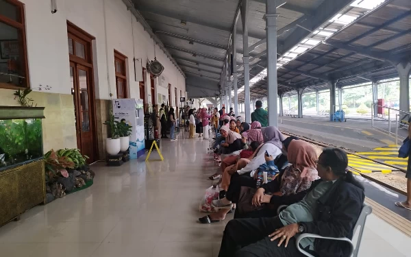 Thumbnail Penumpang Kereta Api Daop 9 Jember Selama Libur Panjang Naik 7 Persen