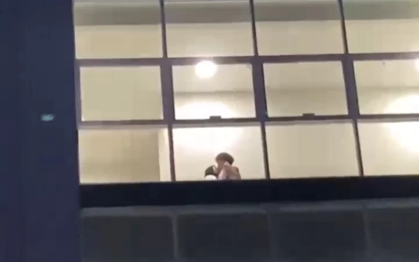 Thumbnail Video Mesum Diduga Mahasiswa di Surabaya Viral di Grup WhatsApp