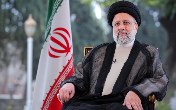 Helikopter yang Ditumpangi Presiden Iran Ebrahim Raisi Jatuh