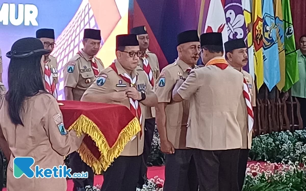 Thumbnail Kwarda Pramuka Jatim Resmi Dilantik, Buwas Puji Program Wujudkan Generasi Indonesia Emas