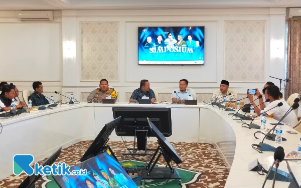 Thumbnail PWI Pamekasan Rayakan Hari Kebebasan Pers dengan Simposium, Dorong Keterbukaan Pejabat Publik