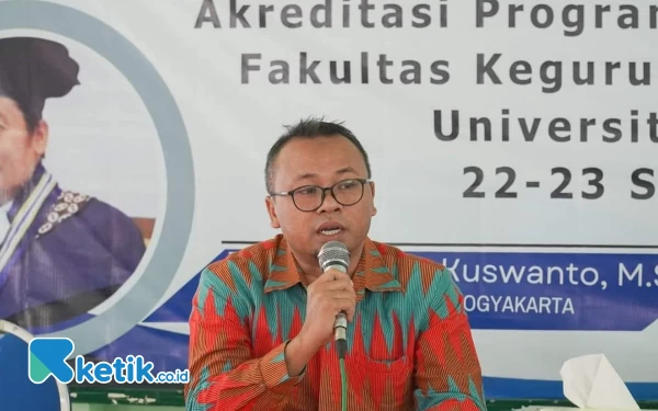 Thumbnail Nadiem Makarim Batalkan Kenaikan UKT, Warek UIM Pamekasan: Itu Keputusan yang Tepat