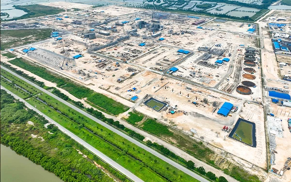 Thumbnail Smelter Gresik Mulai Beroperasi Juni, Direktur IMA: Freeport Taat Regulasi