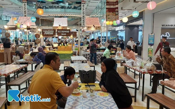 Menikmati Kuliner Legendaris di Pasar Guyub Grand City Surabaya