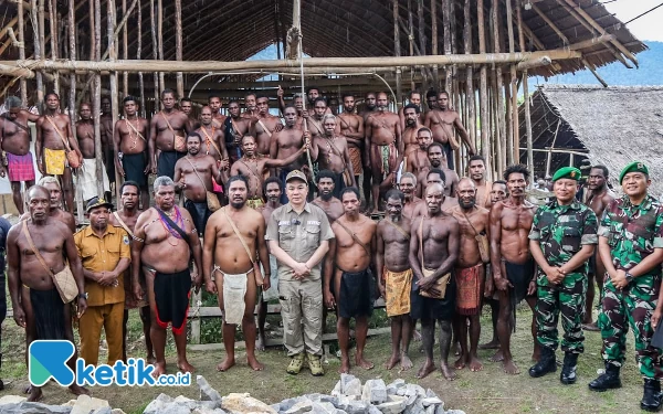 Thumbnail Bupati Freddy Thie Harap Monumen Adat Suku Kuri Jadi Simbol Persatuan