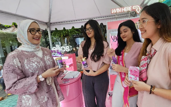 Thumbnail Ellips Shine Sister Ajak Mahasiswi di Malang Tampil Lebih Percaya Diri dengan #RambutTetapMuda