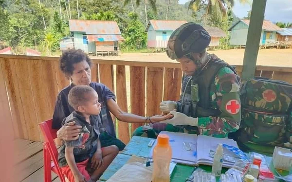 Wujudkan Papua Sehat, TNI Rutin Berikan Layanan Kesehatan Secara Optimal