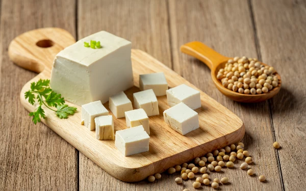 Thumbnail Mudah Basi, Ini Cara Menyimpan Tahu Agar Tahan Lama