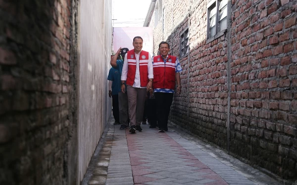 Thumbnail Pemkot Surabaya Fokus Tuntaskan Permasalahan Banjir di Perkampungan