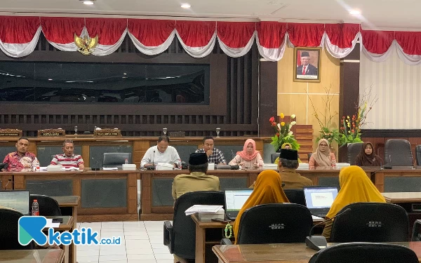 Kelebihan Bayar, Ketua Pansus DPRD Situbondo Minta Dishub Melakukan Uji Petik dengan PLN