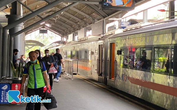 Thumbnail Daop 8 Surabaya Catat 5 KA Jarak Jauh Terfavorit di Masa Libur Sekolah 2024