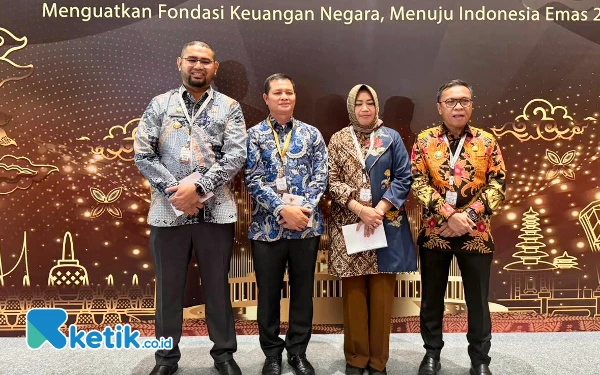 Thumbnail Pertahankan WTP, Bupati Halsel Progresif Tertibkan Administrasi Daerah