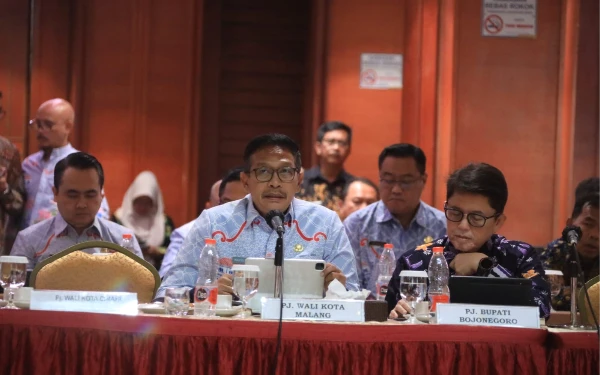 Thumbnail Di Hadapan Dirjen Kementerian ATR/BPN, Pj Wali Kota Malang Paparkan Rencana Pembangunan Berkelanjutan dan Berkualitas