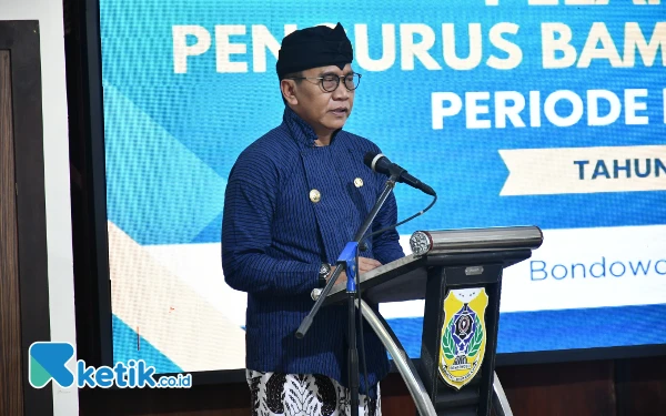 Thumbnail Berita - Eks Kadis BSBK Tersangka Korupsi, Pj Bupati Bondowoso Ingatkan Pejabat Tak Main-Main dengan Aturan