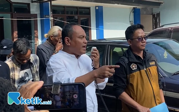 Thumbnail PWI Se-Bandung Raya Demo Tuntut Ketum Hendry Mundur