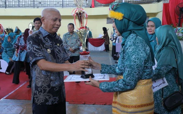 Bupati Surya Tutup Jambore Kader PKK Kabupaten Asahan