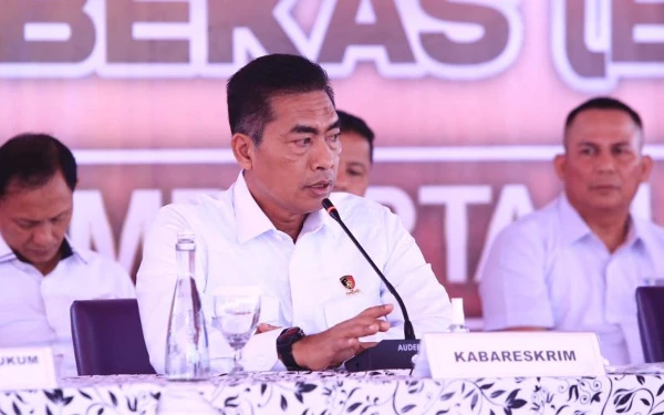 Thumbnail Kabareskrim Meradang Kepala BP2MI Tak Tahu Sosok Mr T