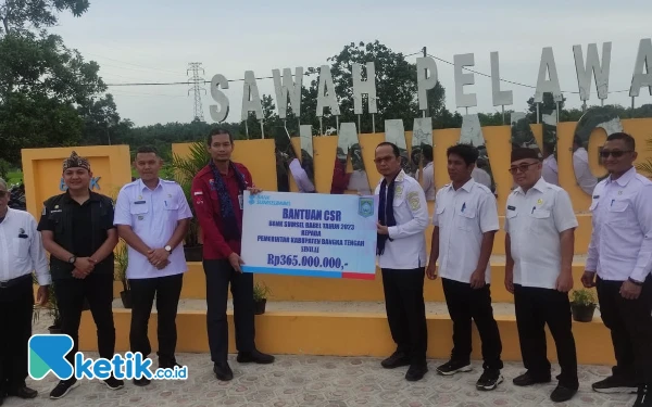 Kembangkan Agrowisata Desa Namang, Bank Sumsel Babel Salurkan CSR Rp365 Juta