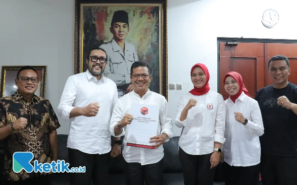 Thumbnail PDI Perjuangan Akhirnya Dukung Paslon Dadang Supriatna - Ali Syakieb di Pilbup Bandung