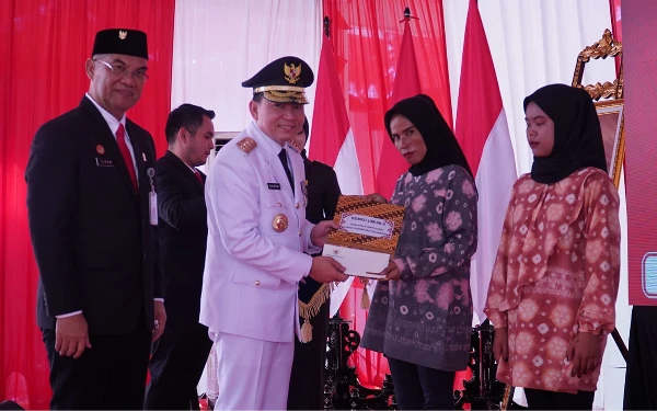 Thumbnail Pj Gubernur Sumsel Serahkan Remisi 11.609 Napi, 236 Langsung Bebas