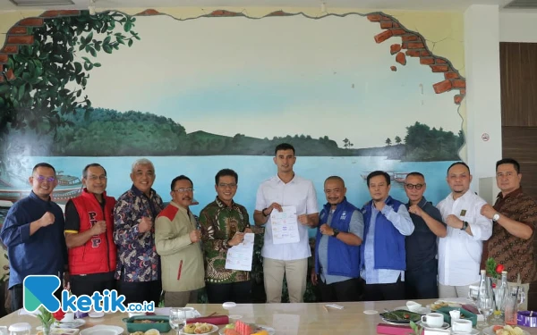 Thumbnail Penuhi Syarat Pendaftaran ke KPU,  Partai Koalisi Bedas Buktikan Kesiapan Menangkan Pilbup Bandung