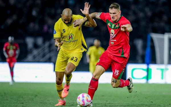 Thumbnail Paul Munster Buka Rahasia Persebaya Sukses Patahkan Tren Kemenangan Barito Putera