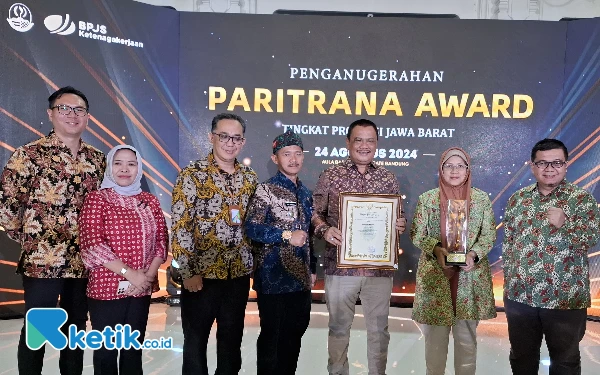 Thumbnail Juara 1 untuk 2 Kategori Paritrana Award, Terobosan Bupati Bandung Sangat Terstruktur