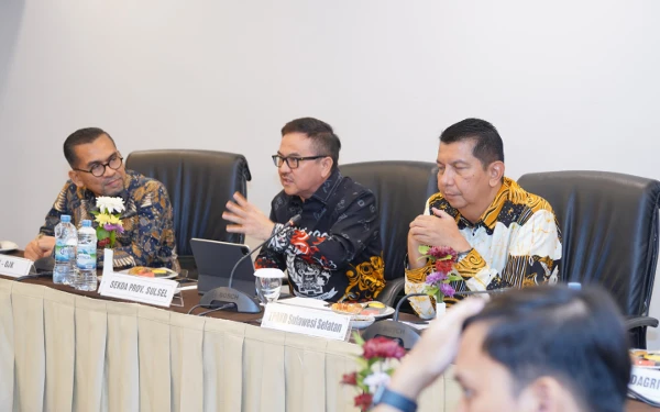 Ekonomi 2025 Lebih Berat, Sekda Sulsel Jufri Rahman Harap TPAKD Turun Langsung ke Masyarakat