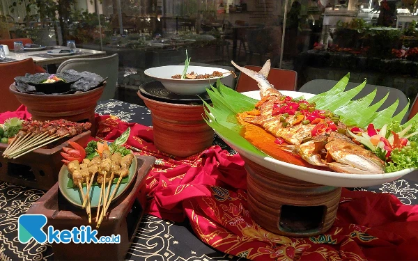 Cultural Heritage Night, Cara Sheraton Surabaya Ajak Pengunjung Selami Kesenian Batik Berpadu Hidangan Klasik