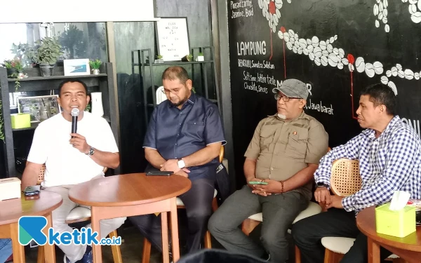 Thumbnail Poros Muda Makayoa Nyatakan Siap Menangkan Bassam Helmi di Pilkada Halsel 2024 Khusus di Makian dan Kayoa