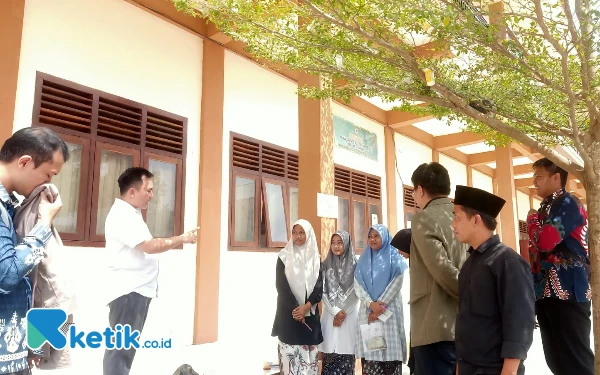 Ajak Pesantren Bersih, Sehat dan Mandiri, Dosen Ini Ajarkan Santri Olah Sampah dan Air