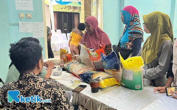 Thumbnail Pasar Murah di Kelurahan Klojen Diserbu Masyarakat Kota Malang