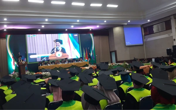 Thumbnail IAINU Tuban Lepas 222 Wisudawan