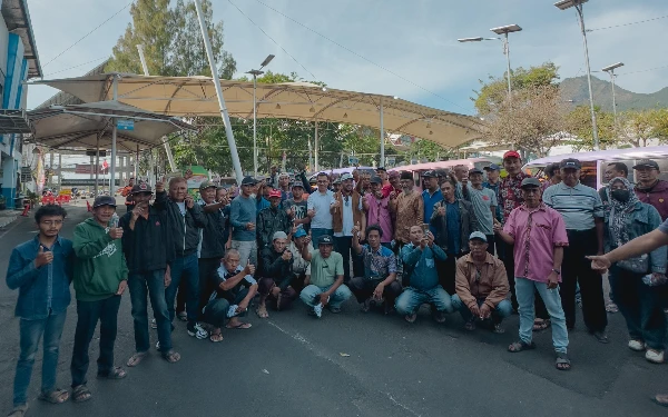 Thumbnail Saksikan Terminal Sepi, Paslon Wali Kota Batu NH Komit Bangkitkan Ekonomi