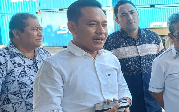 Thumbnail Wakil Ketua DPRD Surabaya Arif Fathoni Minta Pemkot Perbanyak CCTV untuk Tekan Angka Kejahatan