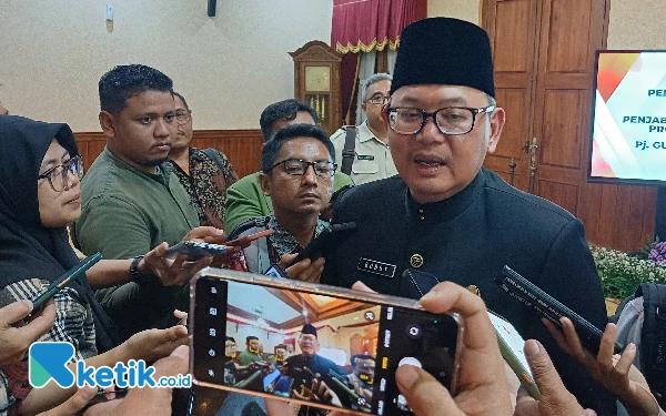 Thumbnail Pemprov Jatim Berencana Anggarkan Rp800 Miliar untuk Program Makan Bergizi Gratis Presiden Prabowo