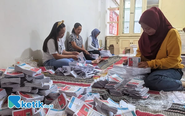 Thumbnail KPU Kota Batu Target Pelipatan Surat Suara 6 Hari Selesai