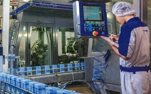 Thumbnail PT Ultrajaya Milk Industry Buka Lowongan Kerja untuk 4 Posisi