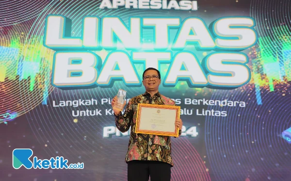 Thumbnail Gerakan Salud Antar Pemkab Bandung Raih 2 Penghargaan dari Kemenhub