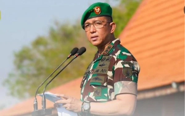 Thumbnail Mengenal Mayjen TNI Rudy Saladin Pangdam V Brawijaya, Sosok Adhi Makayasa Pecinta Anak Yatim
