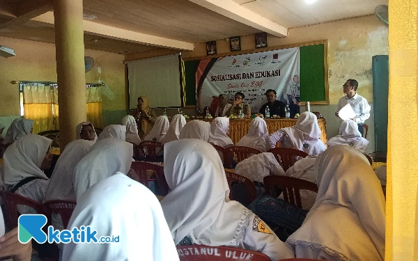 Thumbnail Gelar Edukasi Senia One Egg di MTS Bustanul Ulum, Muhammad Nur: Kami Support Medco Energi Sampang