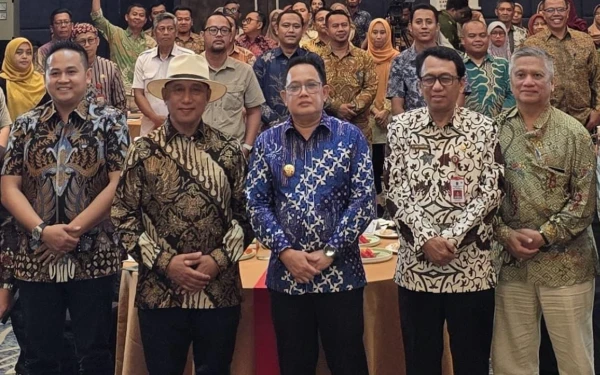 Thumbnail HKTI Apresiasi Gerak Cepat Mentan Amran dan Pemprov Jatim Sikapi Protes Peternak Sapi Perah