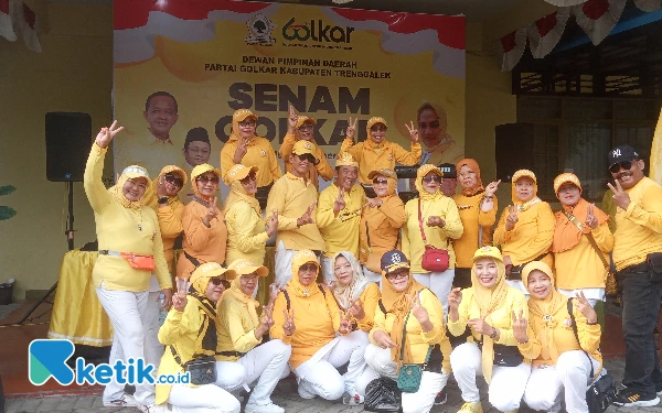 Thumbnail Golkar Trenggalek Gelar Senam Massal Hadirkan Ribuan Warga