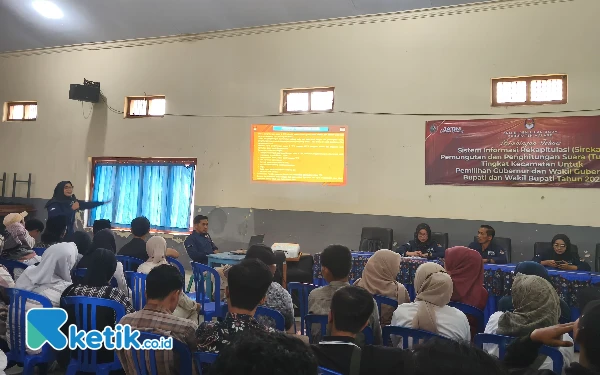 Thumbnail Gelar Bimtek, PPK Pujon Pastikan KPPS Faham Tungsura