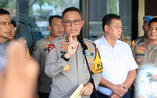 Thumbnail Polda Jatim Buru Tersangka Baru Penganiayaan Brutal Pilkada Sampang