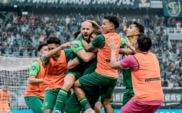 Thumbnail Mission Complete Persebaya! Tumbangkan Persija 2-1, Putus Rekor Buruk dan Puncaki Liga 1