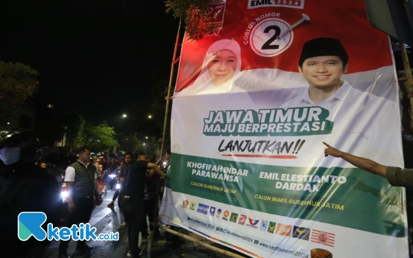 Thumbnail Masa Tenang, KPU Jawa Timur Mulai Bersihkan APK Pilgub Jatim 2024