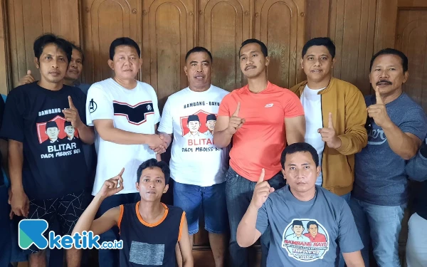 Thumbnail Tim Alap-alap Jokowi Beralih Dukung Bambang Rianto-Bayu Setyo di Pilwali Blitar 2024