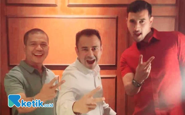 Thumbnail Raffi Ahmad Ucapkan Selamat atas Terpilihnya Dadang Supriatna-Ali Syakieb di Pilbup Bandung